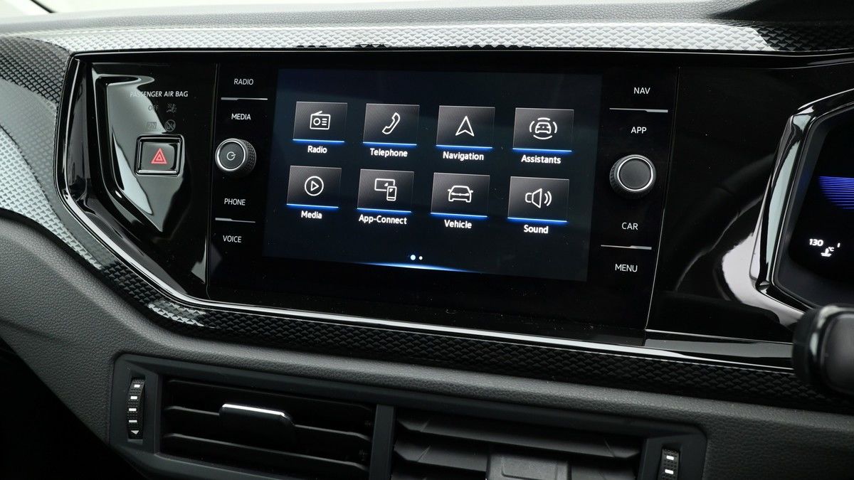 Volkswagen Polo Image 11