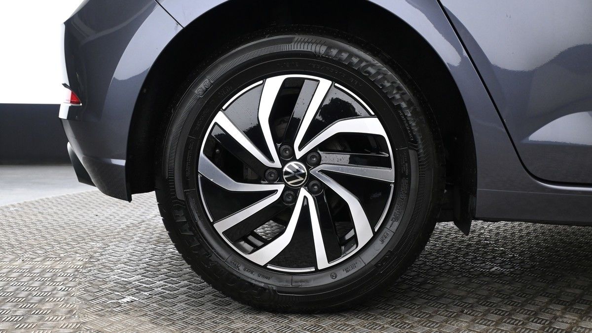 Volkswagen Polo Image 9