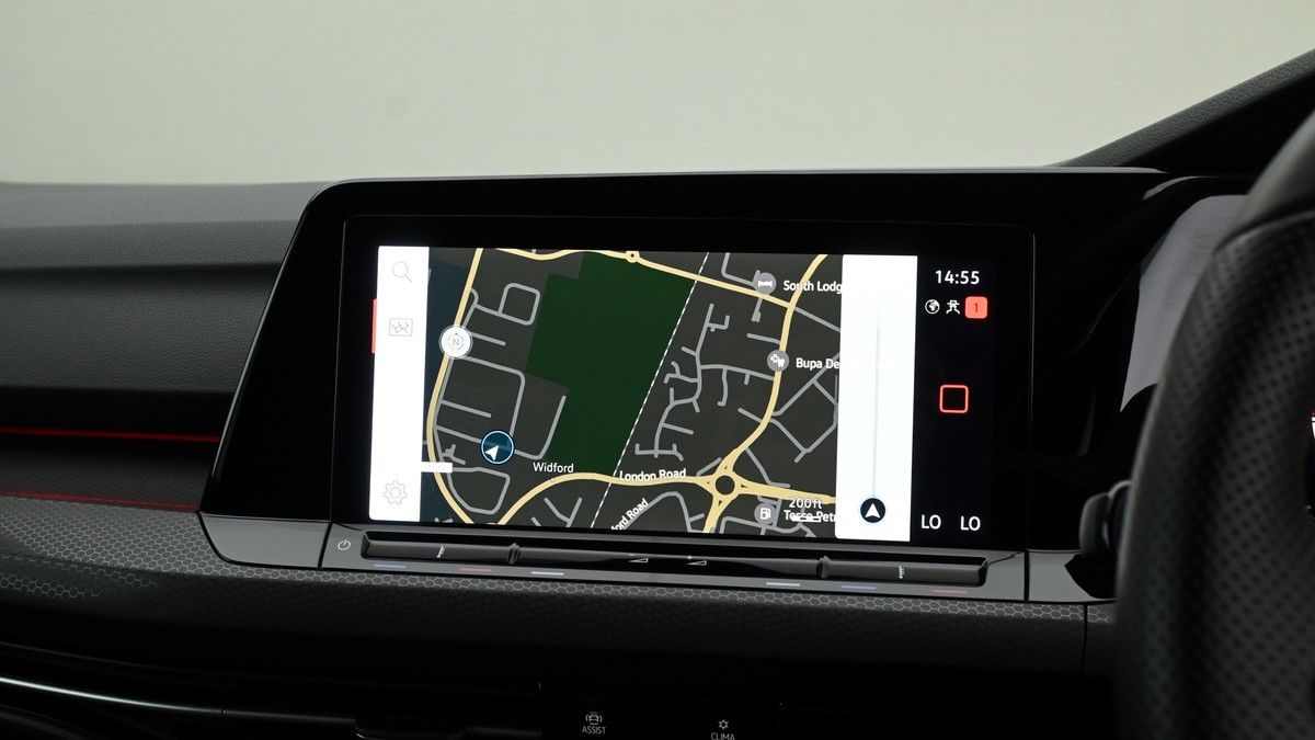 Volkswagen Golf Image 11