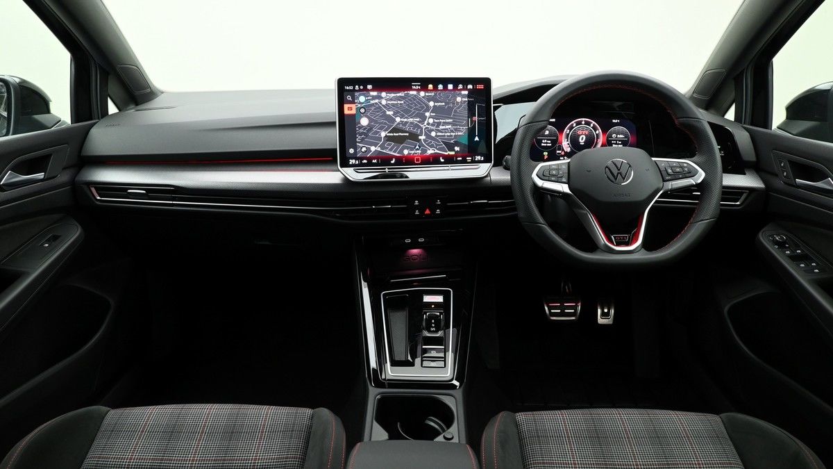 Volkswagen Golf Image 13