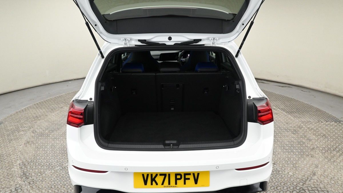 Volkswagen Golf Image 4