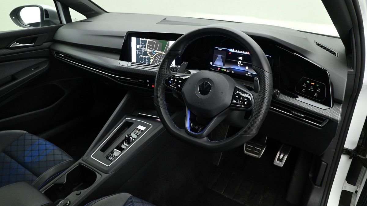 Volkswagen Golf Image 2
