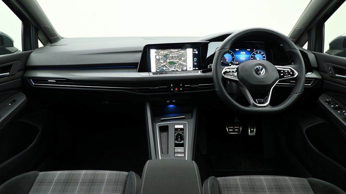 Volkswagen Golf Image 13