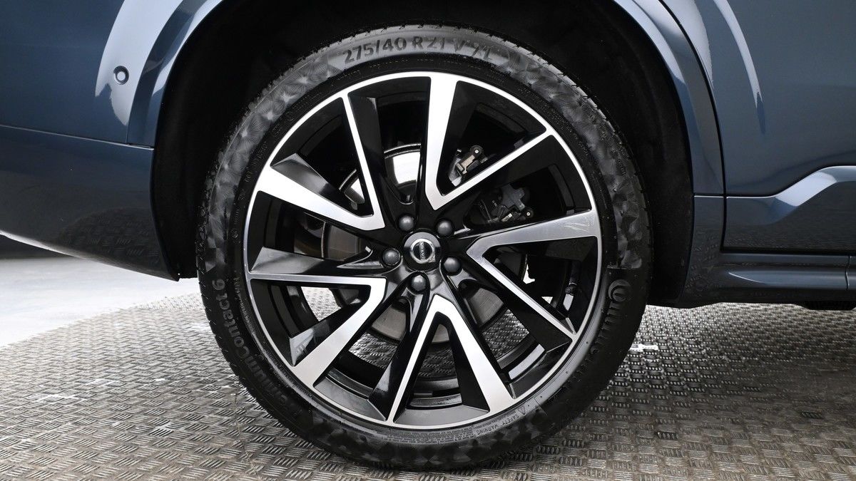 Volvo XC90 Image 9