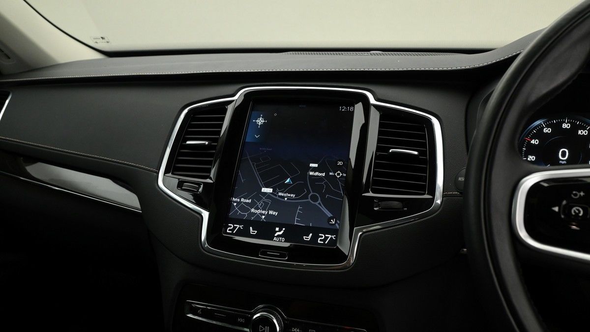 Volvo XC90 Image 11