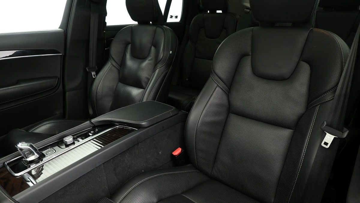 Volvo XC90 Image 4