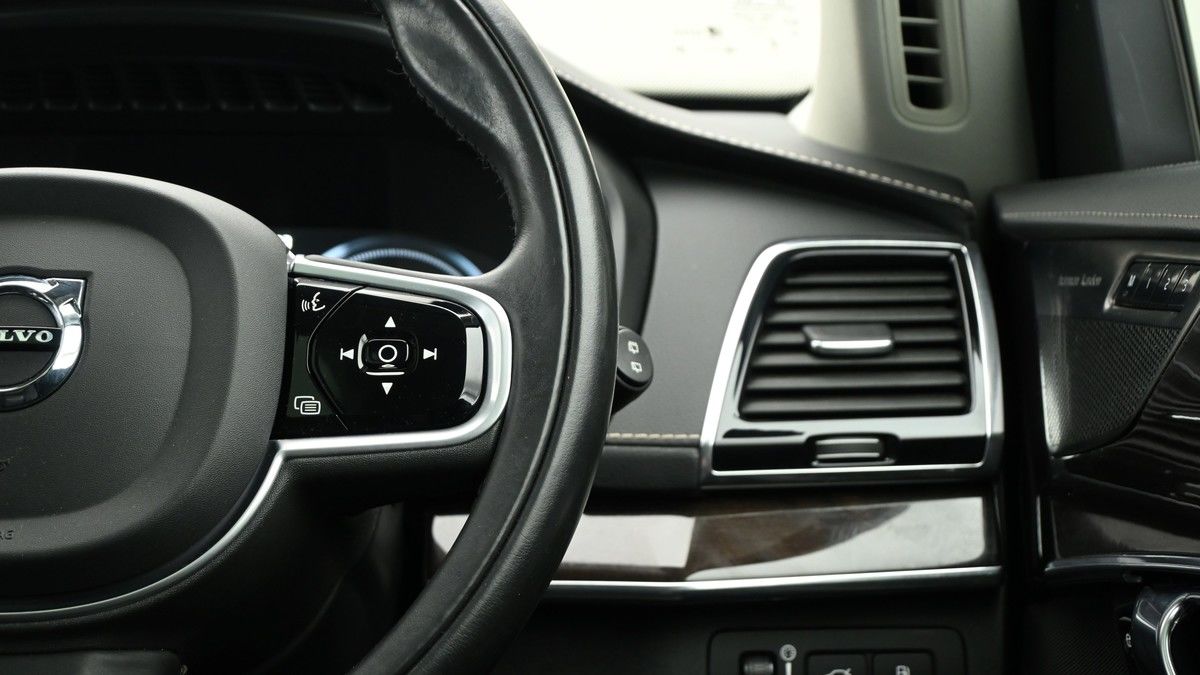Volvo XC90 Image 16