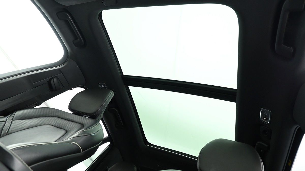 Volvo XC90 Image 2