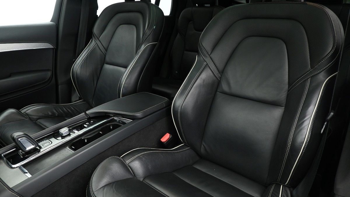 Volvo XC90 Image 4