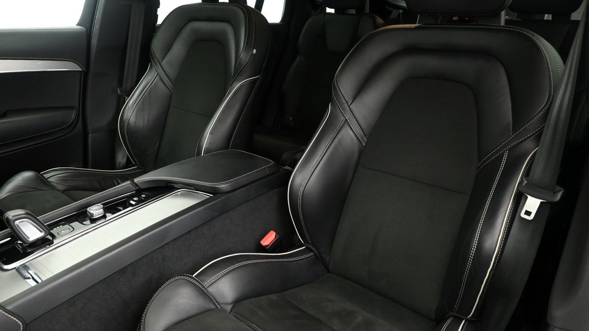 Volvo XC90 Image 4