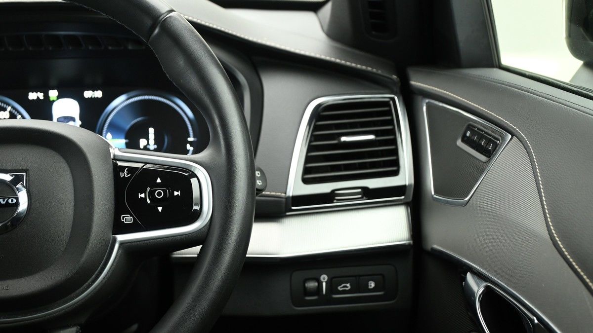Volvo XC90 Image 16