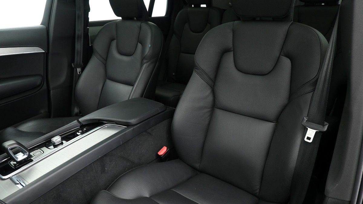 Volvo XC90 Image 4