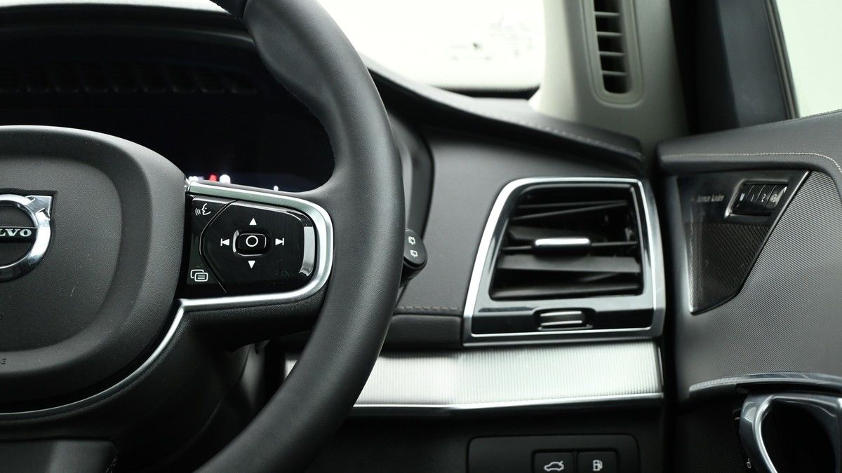 Volvo XC90 Image 16