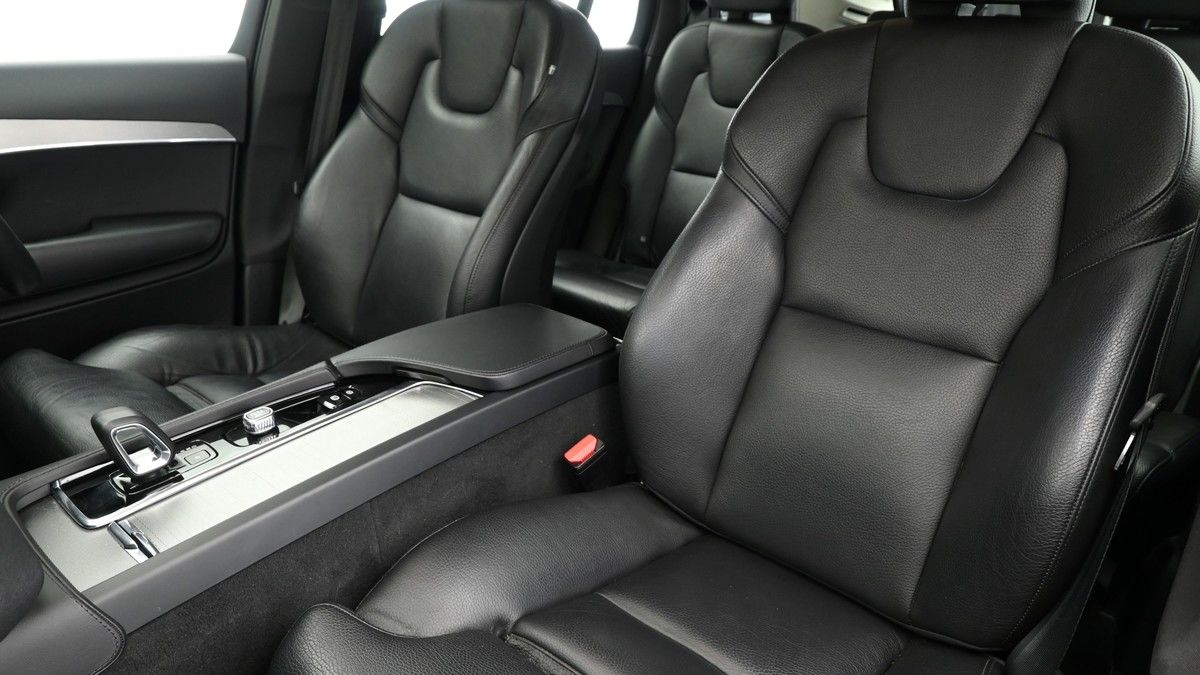 Volvo XC90 Image 4