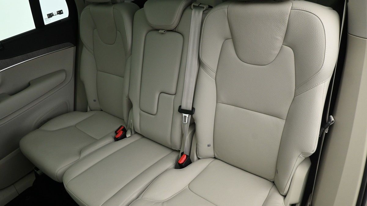 Volvo XC90 Image 5