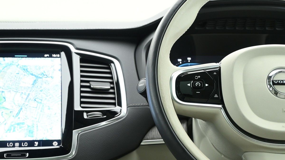 Volvo XC90 Image 15