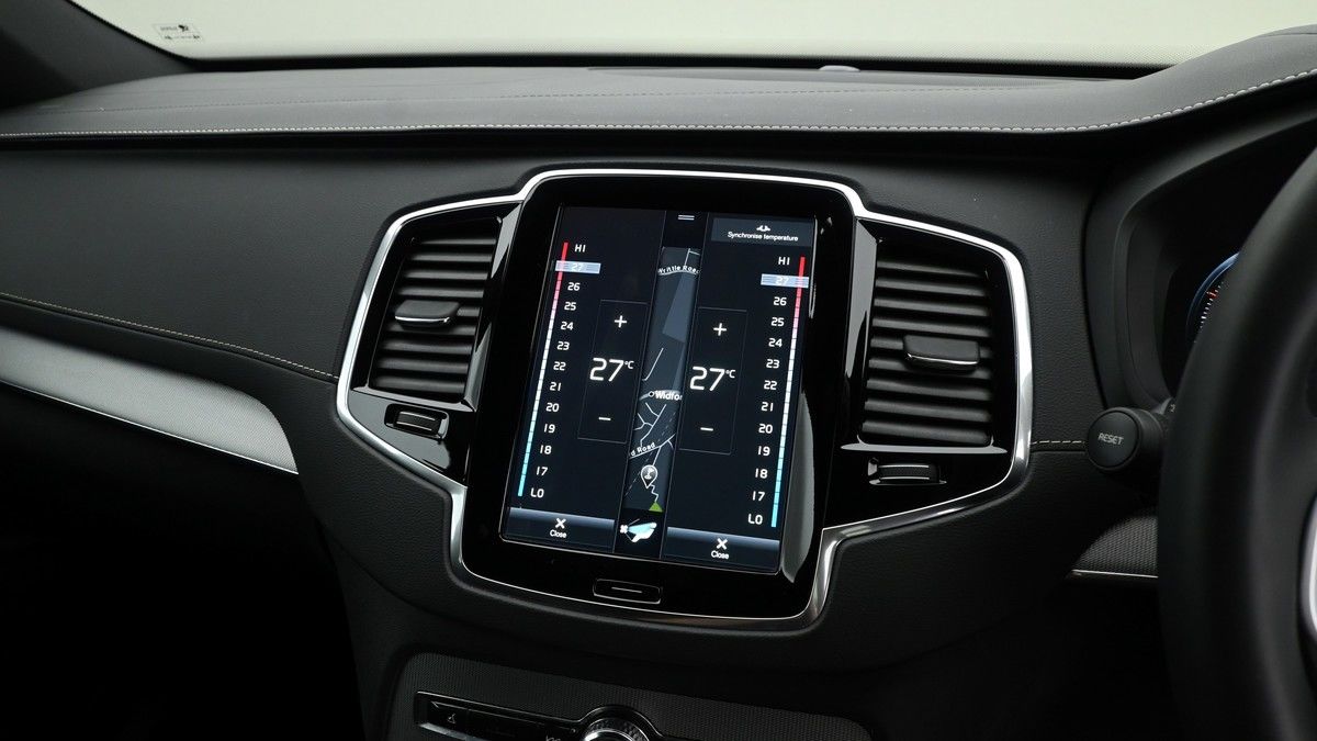 Volvo XC90 Image 12