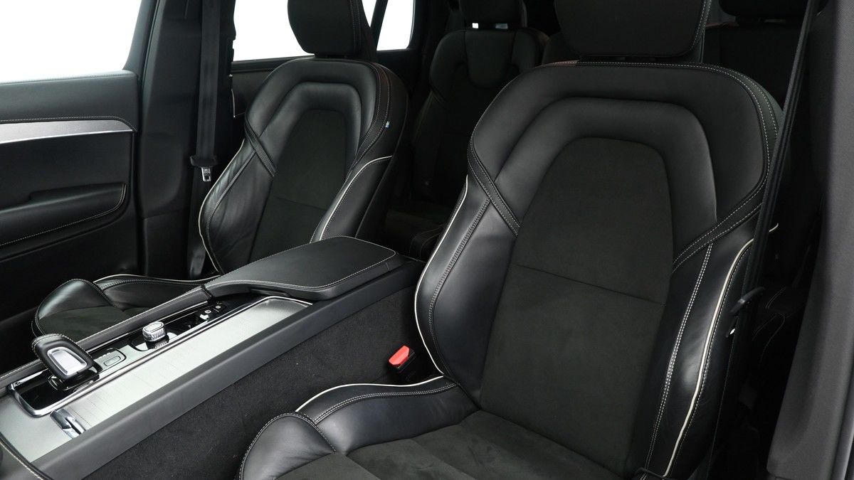 Volvo XC90 Image 4