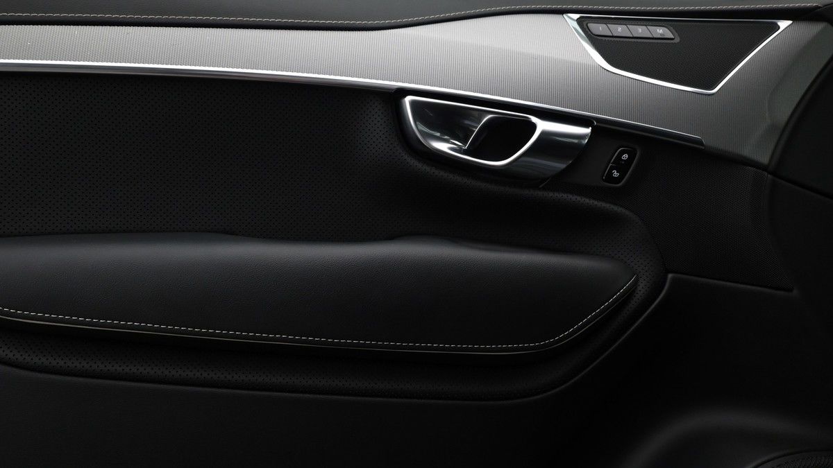 Volvo XC90 Image 13
