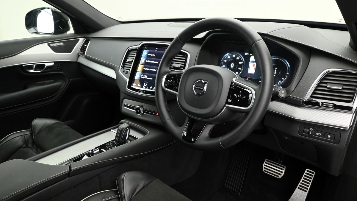 Volvo XC90 Image 3
