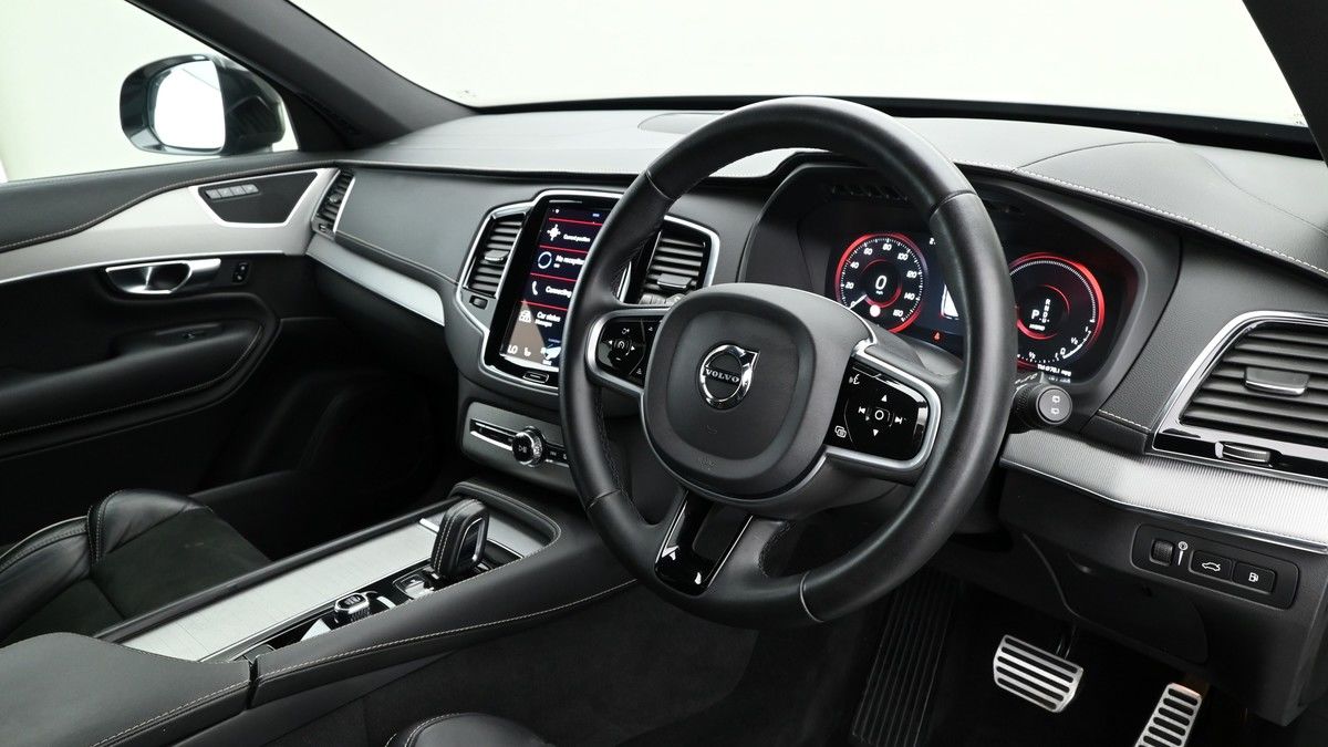 Volvo XC90 Image 3