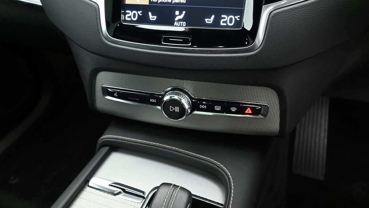 Volvo XC90 Image 12
