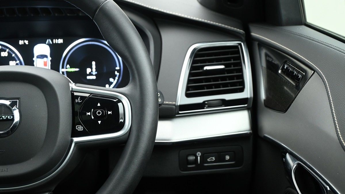 Volvo XC90 Image 16