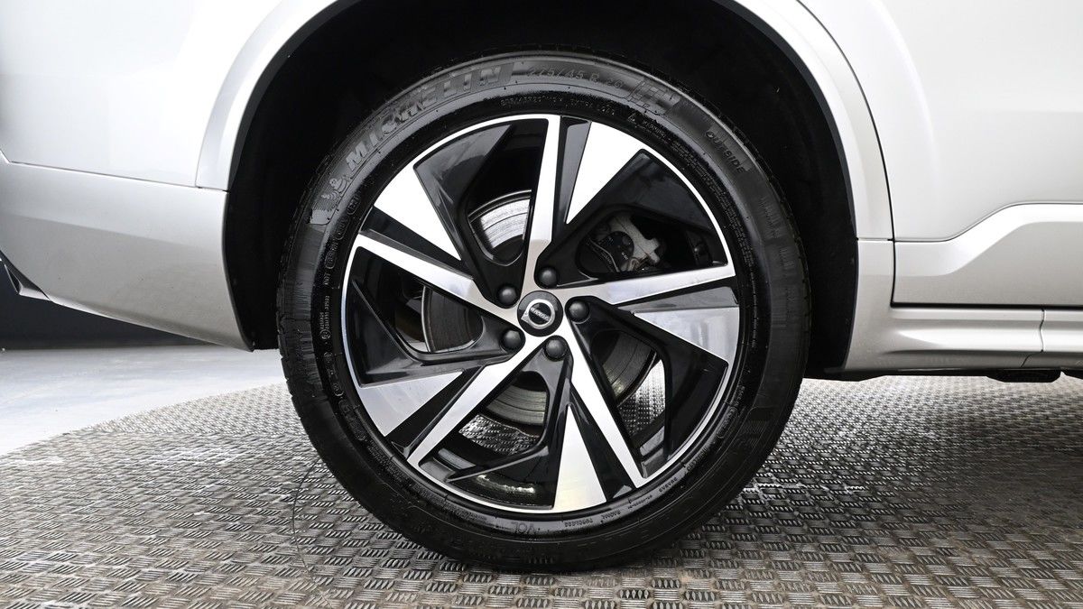 Volvo XC90 Image 9