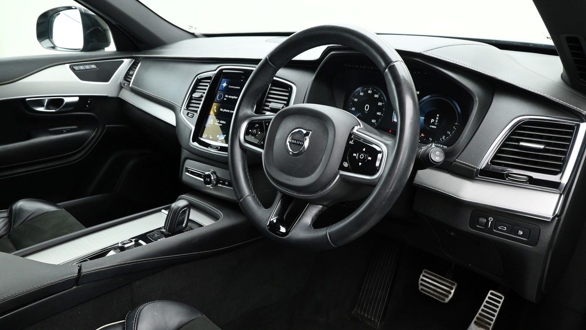 Volvo XC90 Image 3