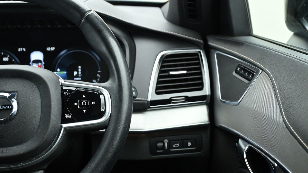 Volvo XC90 Image 16