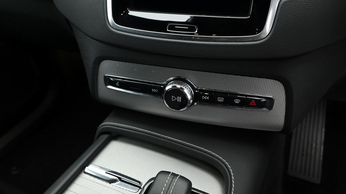 Volvo XC90 Image 12