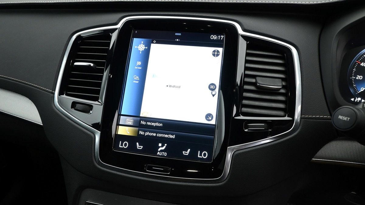 Volvo XC90 Image 11