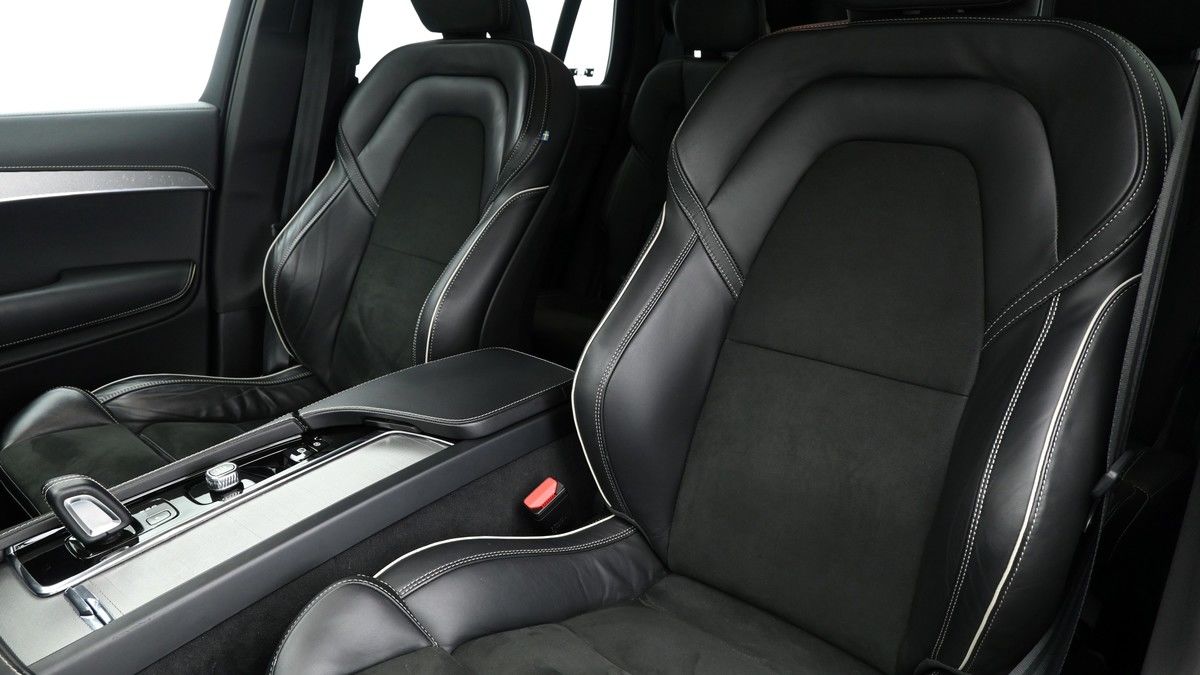 Volvo XC90 Image 4