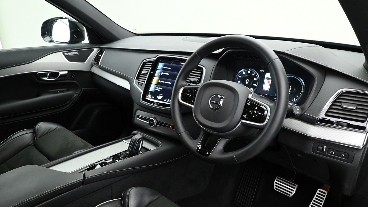 Volvo XC90 Image 3