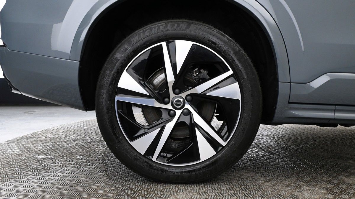 Volvo XC90 Image 9