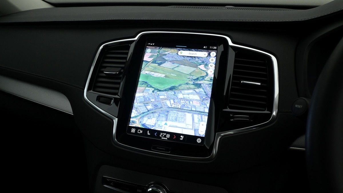 Volvo XC90 Image 11