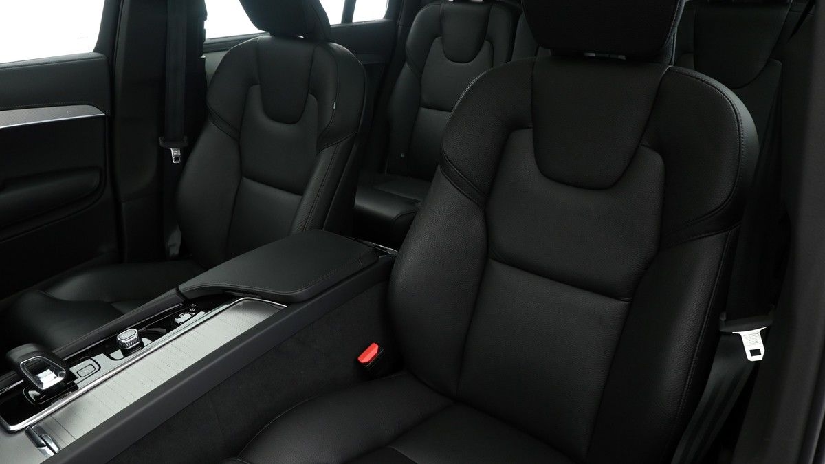 Volvo XC90 Image 4