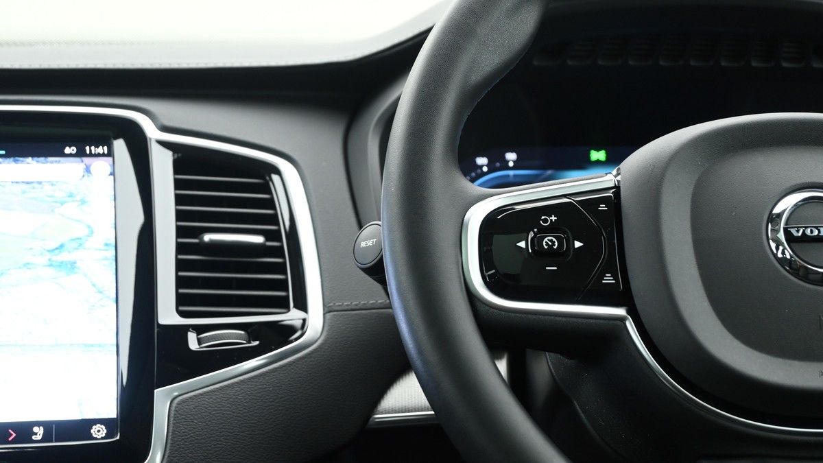 Volvo XC90 Image 15