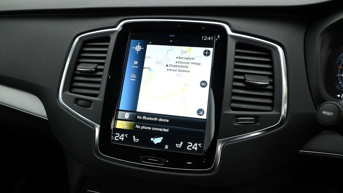 Volvo XC90 Image 11