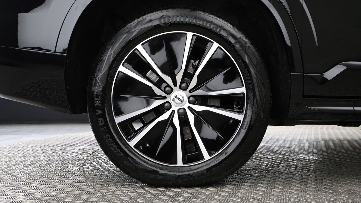 Volvo XC90 Image 9