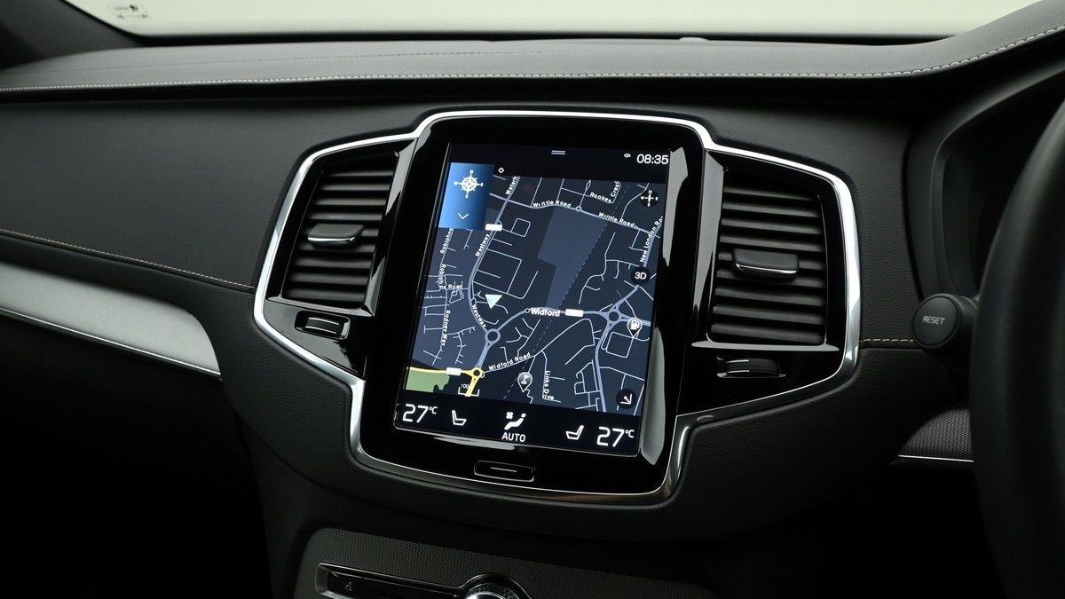 Volvo XC90 Image 10