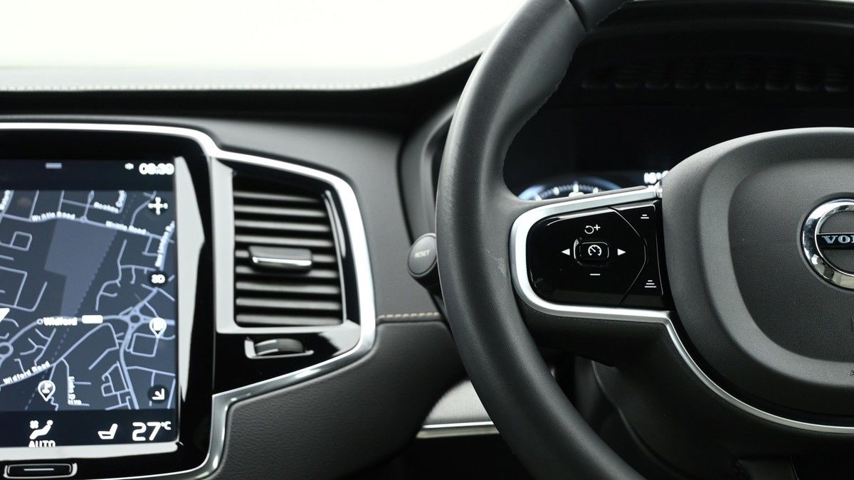 Volvo XC90 Image 14
