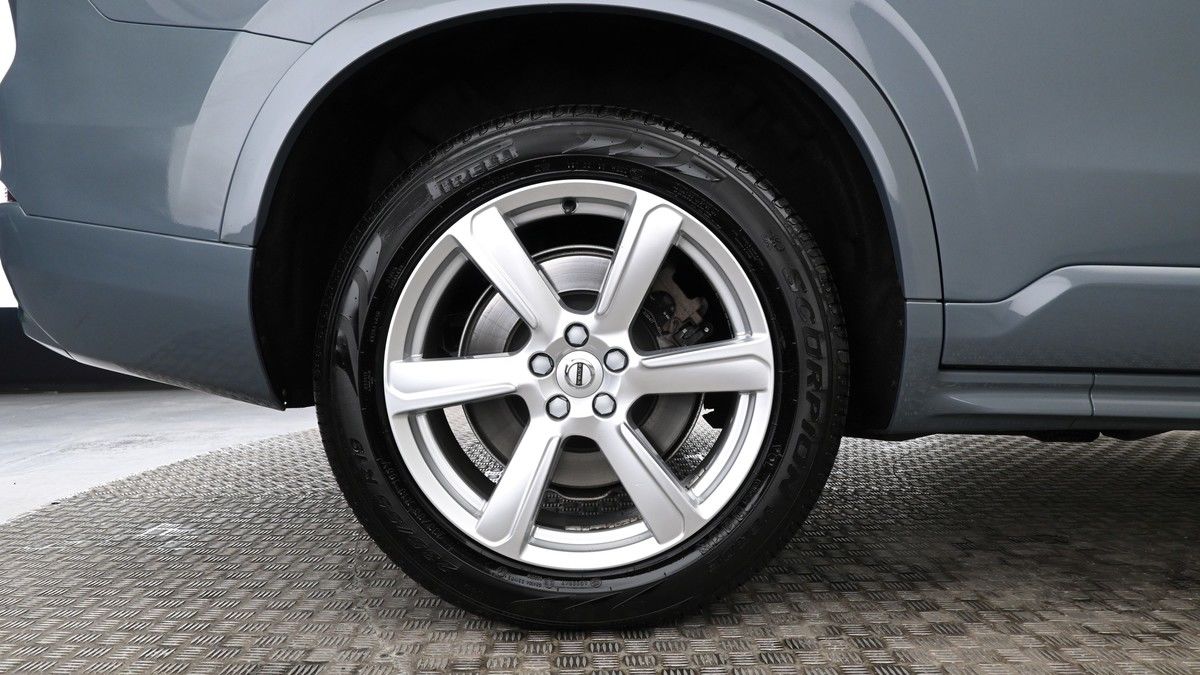 Volvo XC90 Image 9