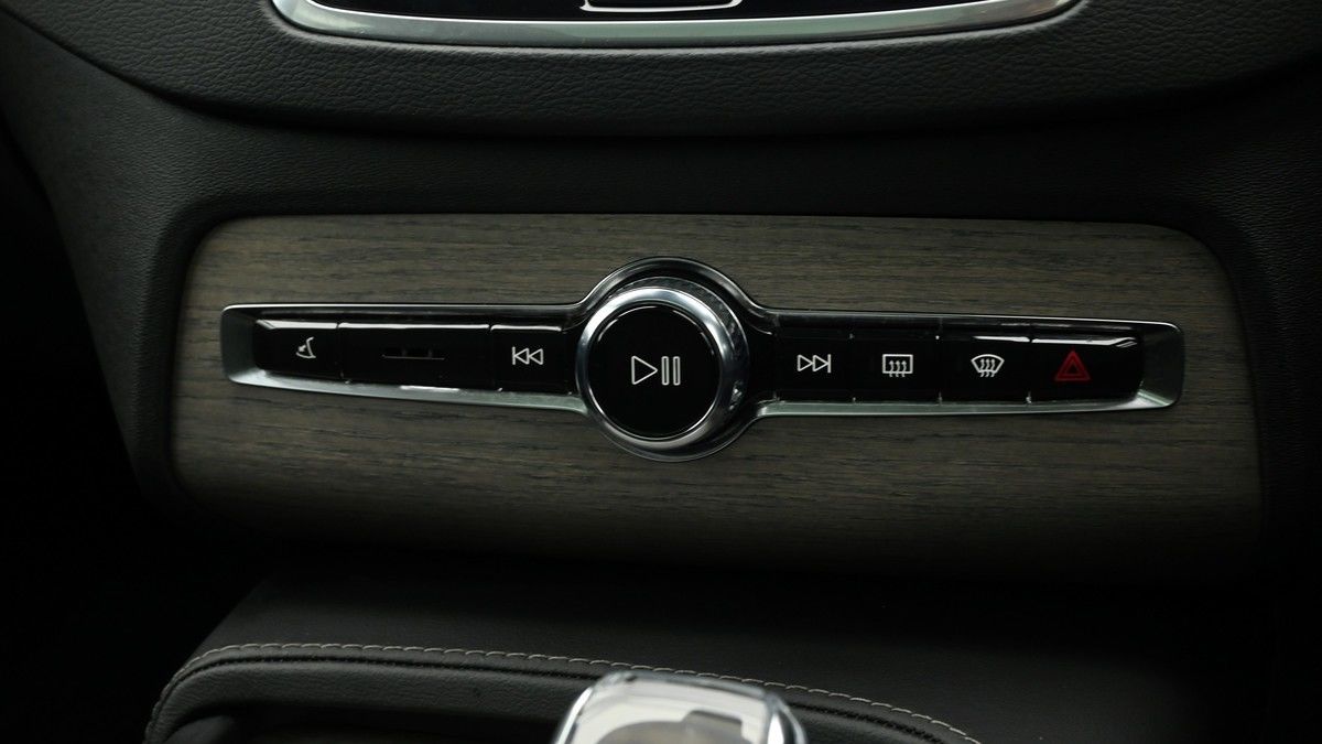 Volvo XC90 Image 12