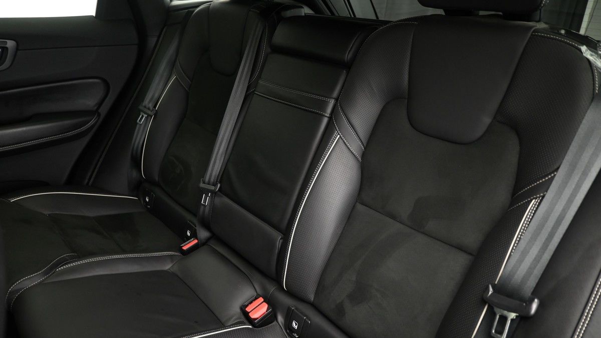 Volvo XC60 Image 5