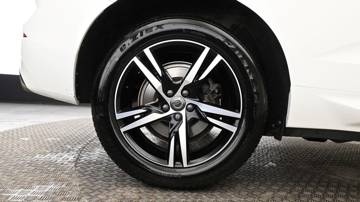 Volvo XC60 Image 9