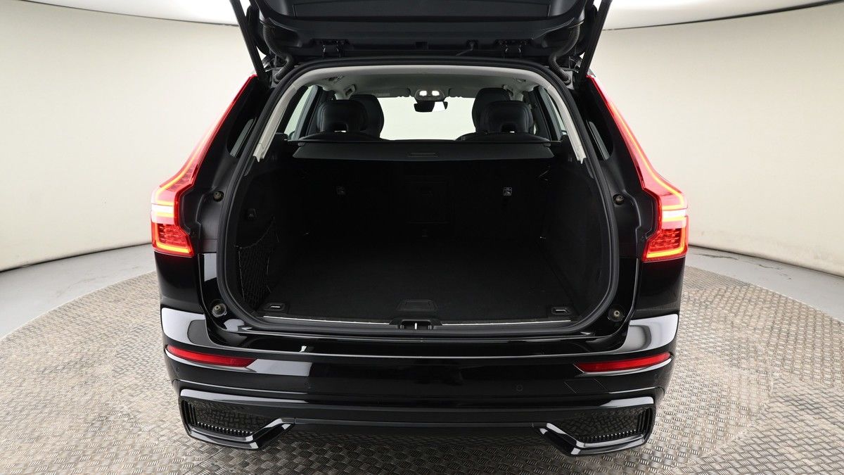 Volvo XC60 Image 10