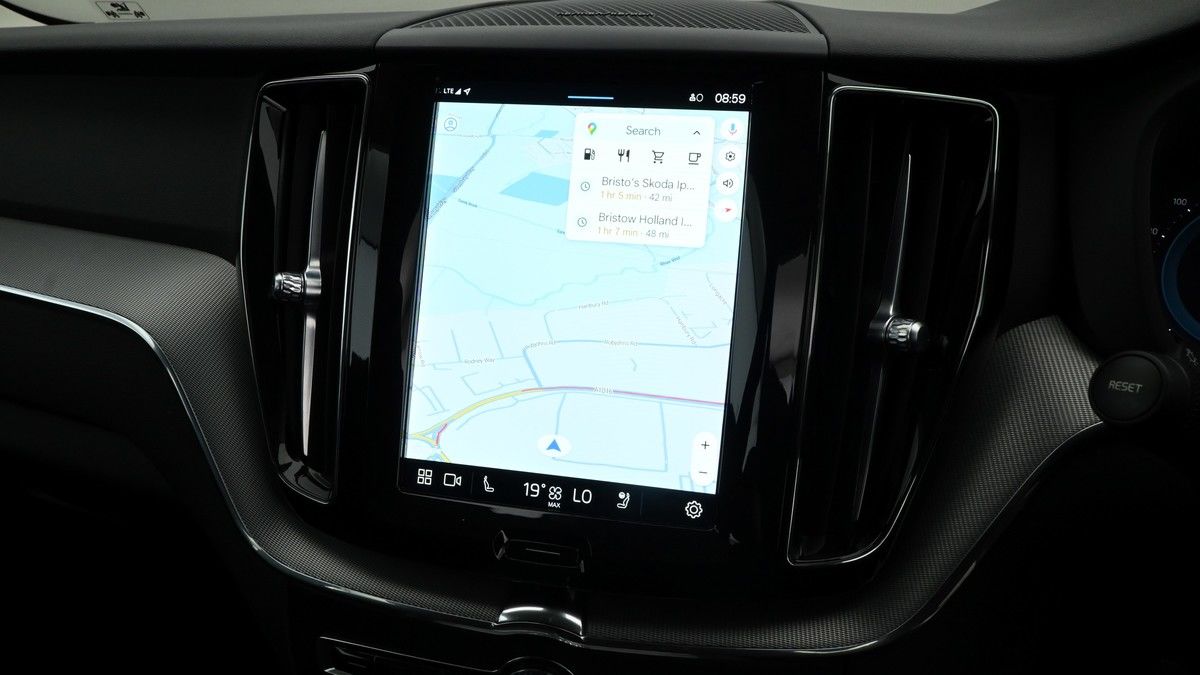 Volvo XC60 Image 11