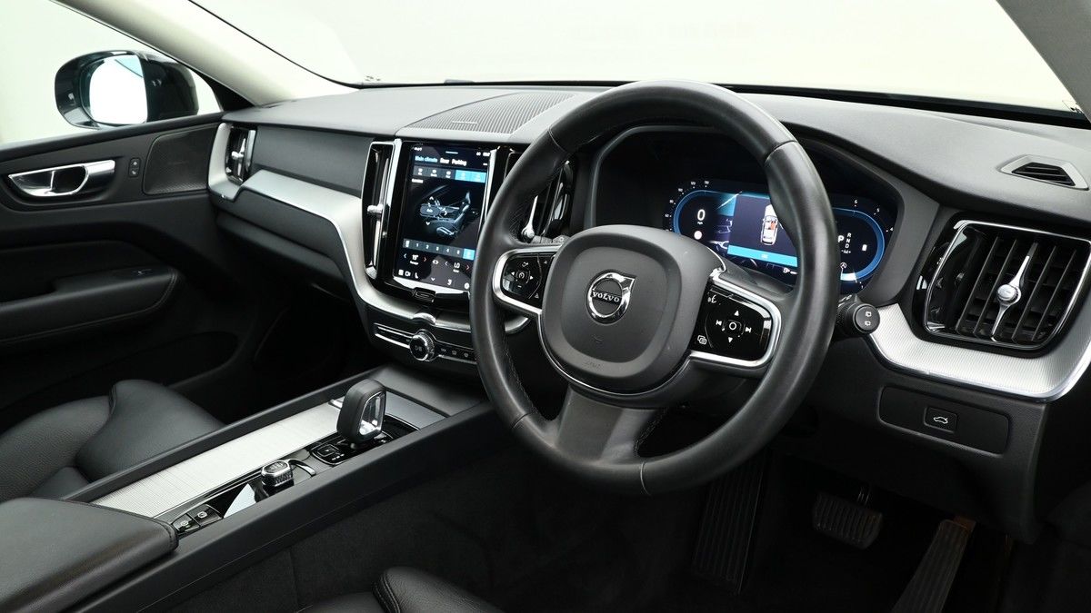 Volvo XC60 Image 3