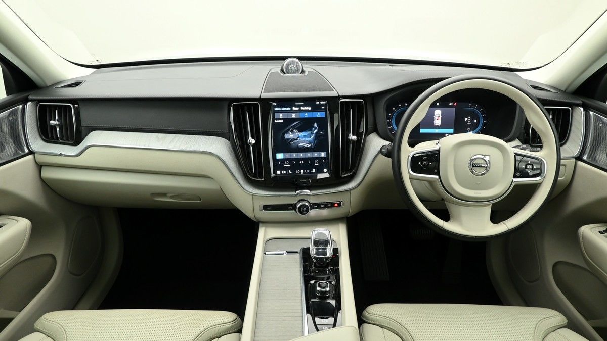 Volvo XC60 Image 14